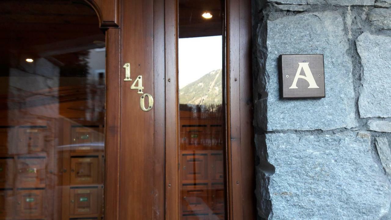 Appartement Avec Garage Centre Chamonix Exterior photo